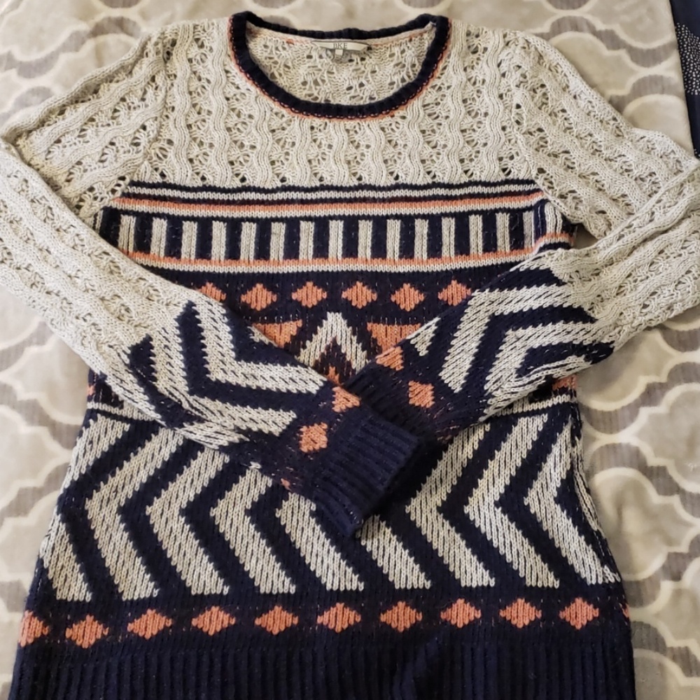 BKE Aztec Print Sweater